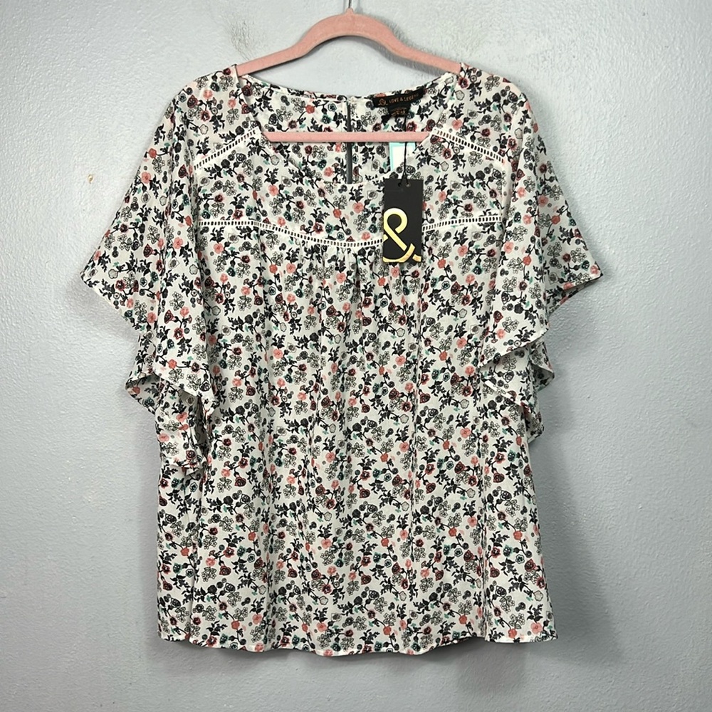 Love & Legend New with Tag Marvy Flutter Off White Sleeve Top 22W